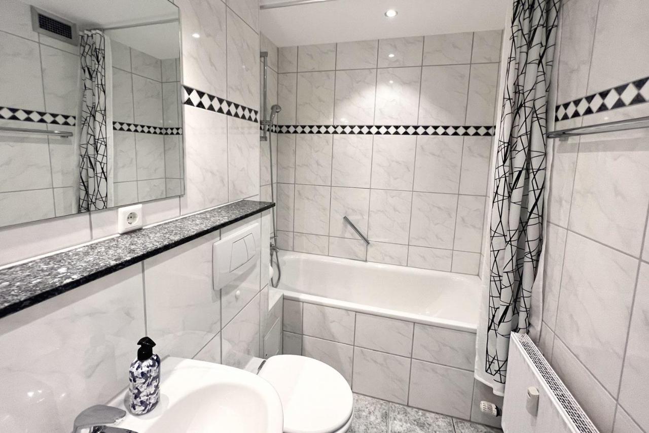 Cozy Apartment In مالينتي المظهر الخارجي الصورة